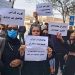 احتجاج المعلمين وعوائل التلميذات لإدانة جرائم التسميم المتعمد