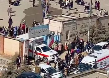 عوائل طالبات متسممات تطالب بالعدالة