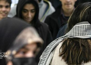 تشكيل 2250 قضية للنساء اللواتي ترفض الحجاب الإجباري