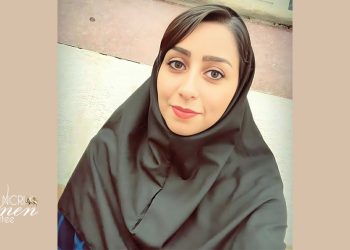 الصحفية منيجه مؤذن تقبع قيد الاعتقال منذ ثلاثة أيام دون تحديد وضعها