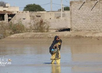 فيضانات في إيران تقتل 5 أشخاص بينهم 3 فتيات