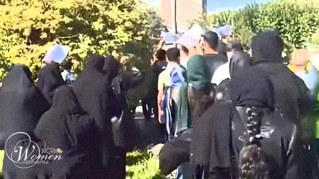 احتجاج عائلات المحكومين بالإعدام