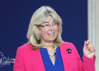 آنا فرث في يوم المرأة العالمي 2025: يجب أن يبدأ تعزيز حقوق المرأة من إيران