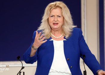 إديتا طاهري في يوم المرأة العالمي 2025: تحية لشعب شجاع وقائدة قوية