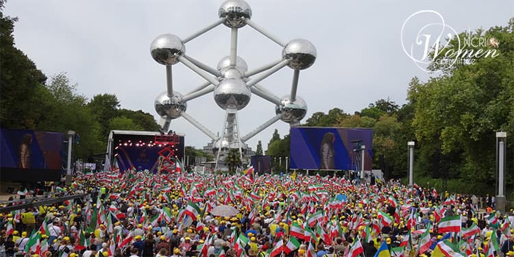 عشرات الآلاف من الإيرانيين في بروكسل يحتفلون بالذكرى الستين للنضال من أجل حرية إيران