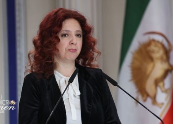 إليزا بيرو في يوم المرأة العالمي 2026: مطلب الشعب الإيراني ليس الإصلاح من داخل النظام، بل هو تحول ديمقراطي جذري