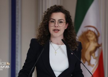 إيف بورغ بونلو في اليوم العالمي للمرأة ٢٠٢٦: النظام الذي يقتل المتظاهرين ويعدم المعارضين ليس قوياً بل مرعوب من شعبه