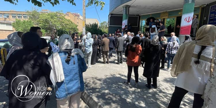 طلاب المدارس في إيران.. جيل Z سئم الوعود لسنوات ويطالب بالرد الآن