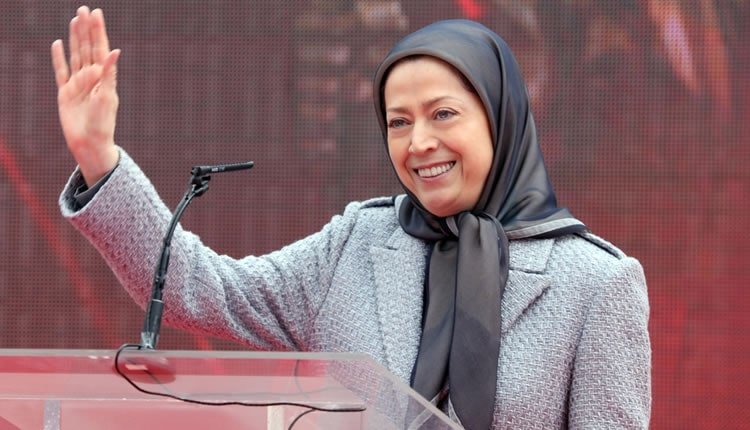 زنان نیروی محوری مقاومت ایران