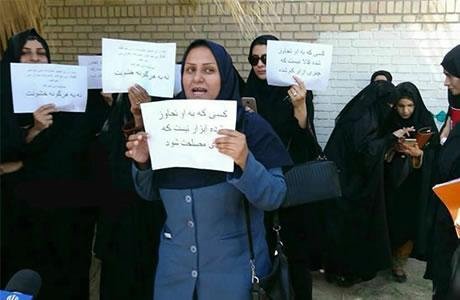تجاوز گروهی به ۴۱ دختر و زن جوان در ایرانشهر