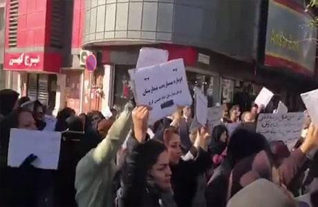 حضور زنان در حرکتهای اعتراضی