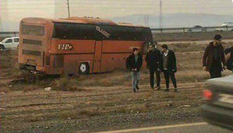 یک دختر دانشجو در حادثه رانندگی مجروح شد