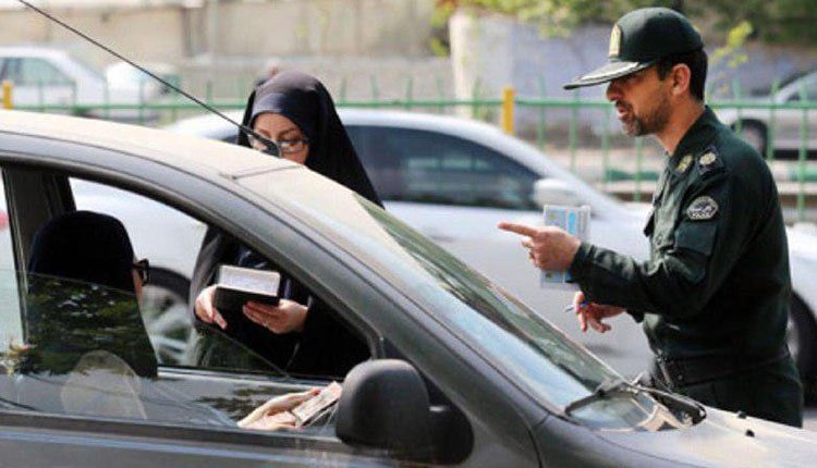 گشت امر به معروف و نهی از منکر در قم برای سرکوب زنان راه اندازی می شود