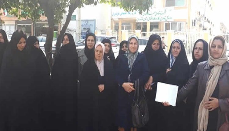 شرکت زنان در اعتراضات پرسنل بیمارستان، مالباختگان و کارگران