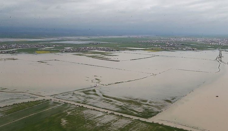 فاجعه سیل در پل دختر - همه شهرستان زیر آب می رود