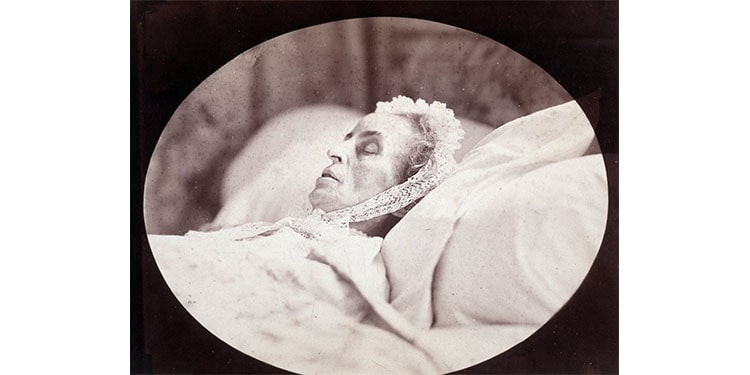 مارسلین دِسبورد-والمور: صدای پیشگام شعر رمانتیک فرانسه