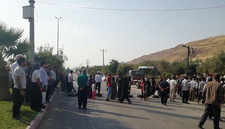 زلزله زدگان و زنان محروم سرپل ذهاب دست به اعتراضات گسترده می زنند