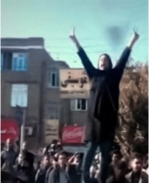 بیش از ۵سال حبس و ۳۰ضربه شلاق برای فاطمه داوند از معترضین آبان ۹۸