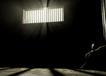 سکینه پروانه محبوس در زندان قوچان در پاسخ به اعتراضش به انفرادی منتقل شد