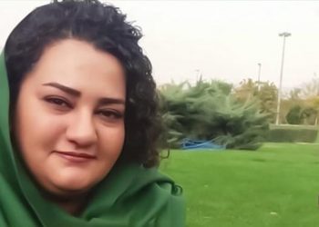 زندانی سیاسی تبعیدی آتنا دائمی به این انتخابات نمایشی نه خواهد گفت