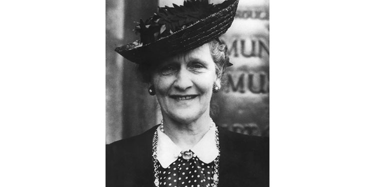 شکستن مرزها: زندگی پیشگام نانسی آستور، اولین زن در پارلمان بریتانیا