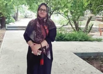 معلم بازنشسته زندانی زینب همرنگ محروم از حق مرخصی درمانی