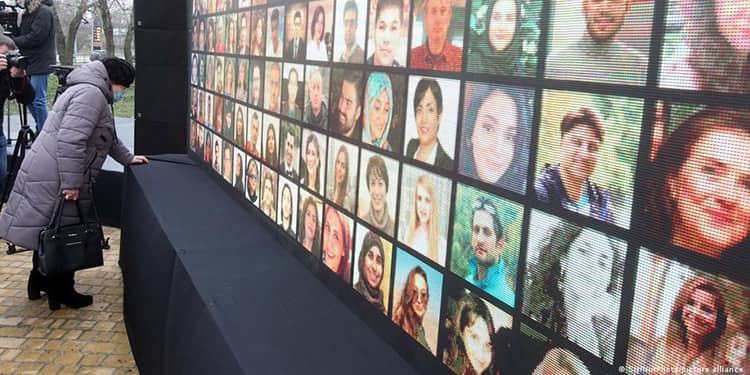 جنایت سپاه پاسداران با شلیک دو موشک به هواپیمای اوکراینی