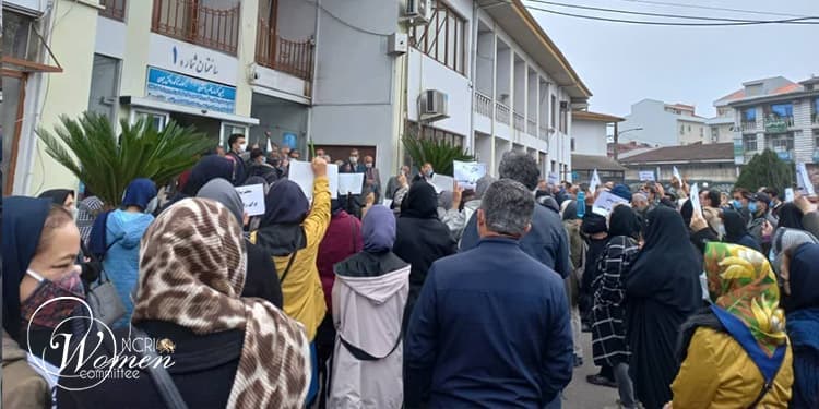 معلمین و فرهنگیان یک تظاهرات سراسری در ۱۱۶ شهر و ۳۰ استان برپا کردند