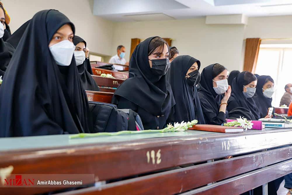 اقدامات سرکوبگرانه علیه دختران دانشجو