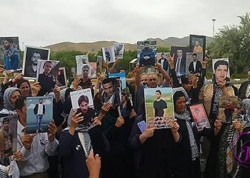 بیش از 40 تن از مادران دادخواه بعداز حضور در آرامستان آیچی بازداشت شدند