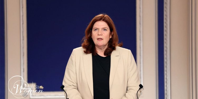 ساندرا وزر در روز جهانی زن ۲۰۲۵: زنان ایران برای یک تحول کامل سیاسی مبارزه می کنند