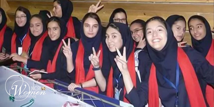 روز جهانی جوانان؛ پرچم آزادی در دستان زنان جوان ایران