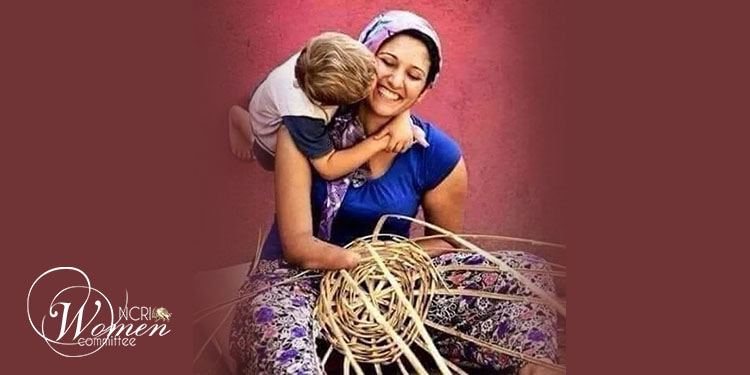 روز جهانی ریشه کنی فقر: زنان سرپرست خانوار ستونهای بیصدای خانوادههای فقیر