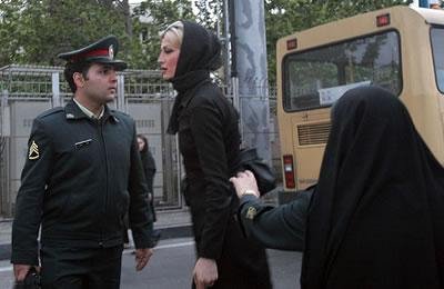 Arrestations de femmes célibataires en Iran