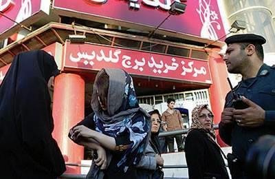Les femmes, un « danger » pour les mollahs en Iran