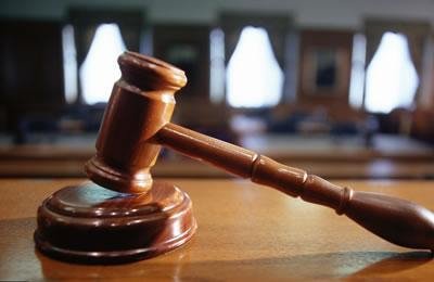 Iran: Torture et procès de 4 minutes pour des femmes bahaïes