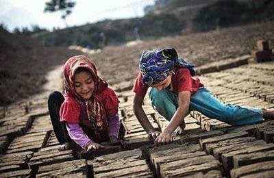 Iran: Les filles sont loin de l’égalité des chances dans l’éducation