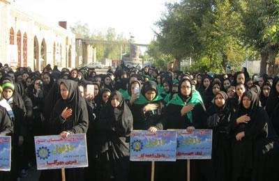 Des écoles fermées en Iran et les écolières envoyées en zones de guerre