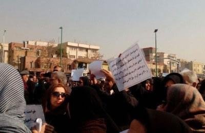 Iran: de nombreuses femmes parmi le personnel enseignant qui manifeste