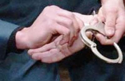 Iran: Huit filles arrêtées dans une fête