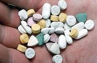 Iran: Une jeune femme se suicide à Boukan