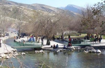 Iran: 90 jeunes, filles et garçons, arrêtés lors d’un circuit touristique