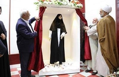 Iran: la tenue obligatoire pour les femmes dans les hôpitaux soulève une opposition