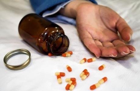 Iran: Une mère de huit enfants se suicide à Kermanchah