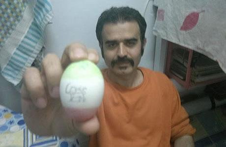 Iran: la mère d’un prisonnier politique dit que son fils est dans un état critique
