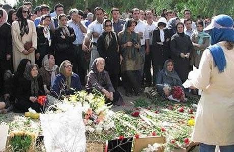 Les Mères du Parc Laleh exigent un procès contre les responsables du massacre de 1988 en Iran