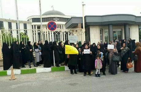 Iran: Des enseignantes manifestent tous les jours