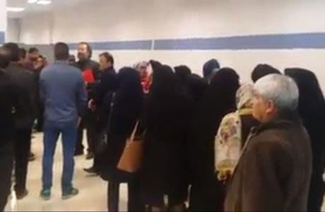 Iran: des épargnants spoliés manifestent contre les mensonges d’une autorité