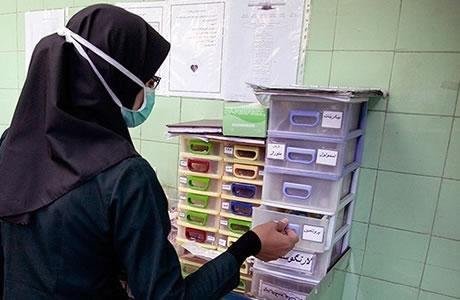 Iran : Trois sages-femmes arrêtées à Ardebil