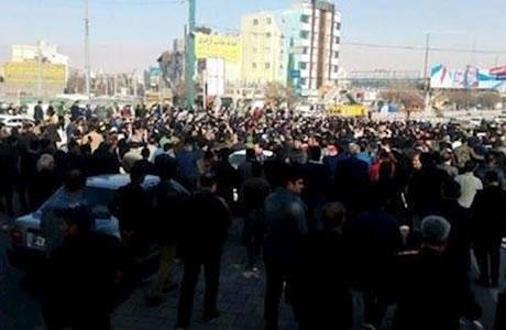 Iran : Les femmes mènent les manifestations à Kermanchah et Ispahan